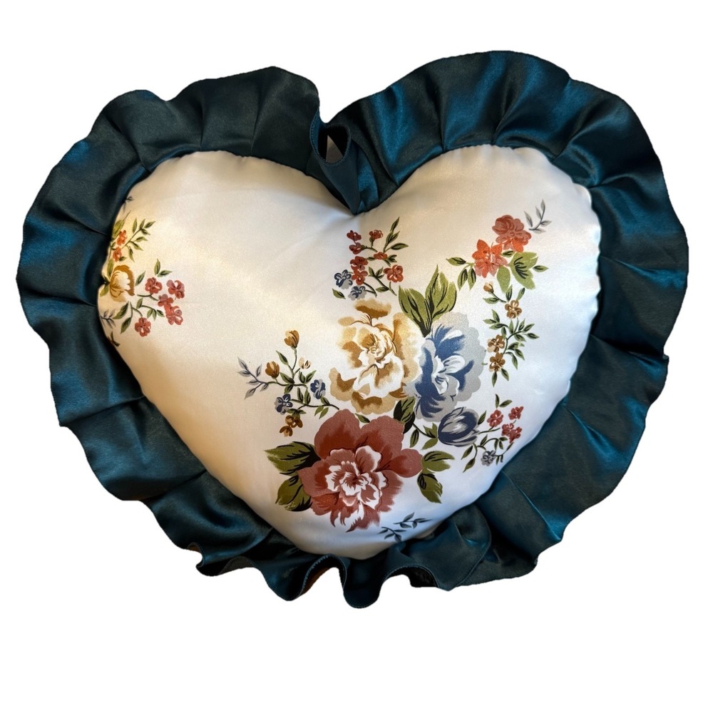 Heart Shape Throw Pillow Victorian Floral Romantic Satin‎ Ruffle Trim 17"